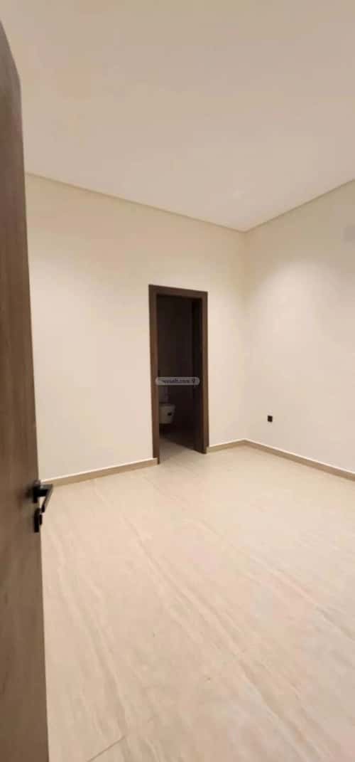 5 bedroom villa in Al Zahrah 12