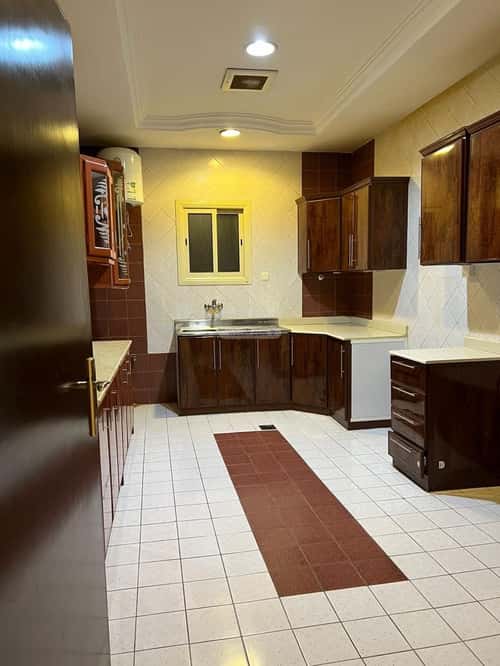 3 bedroom apartment in Hittin 1