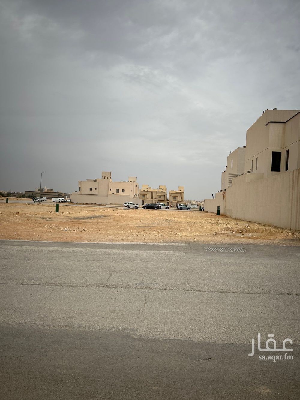 land in Okaz, Riyadh 2