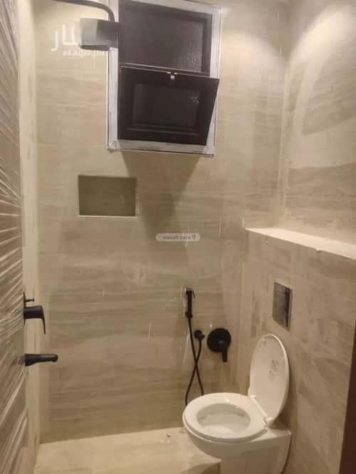 5 bedroom villa in Al Awali 12