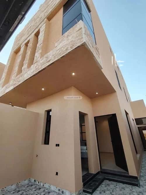 3 bedroom floor in Tuwaiq 5