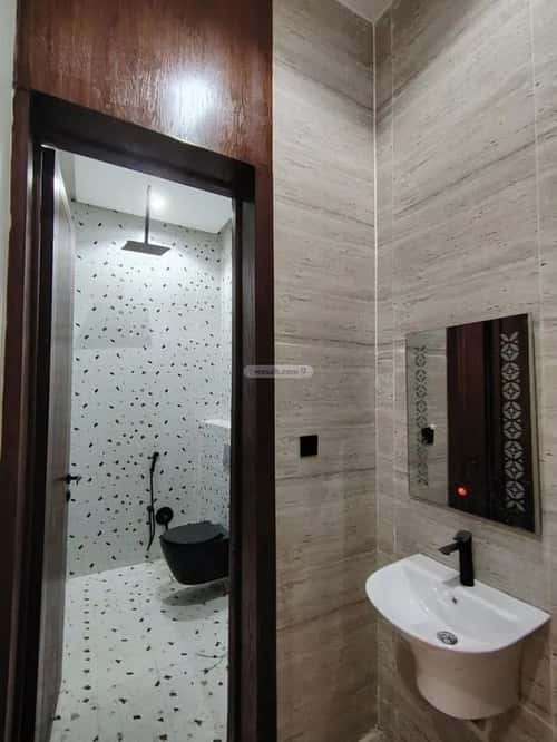 3 bedroom floor in Tuwaiq 6