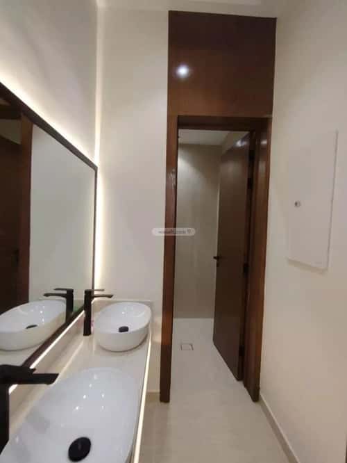 5 bedroom floor in Tuwaiq 15