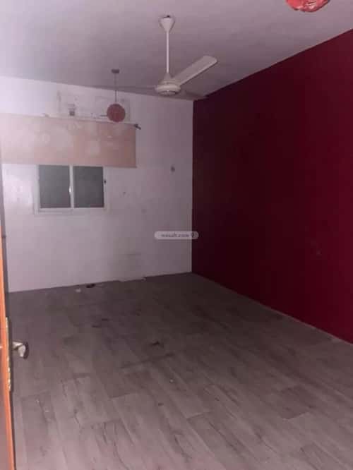 6 bedroom villa in Al Yamamah 5