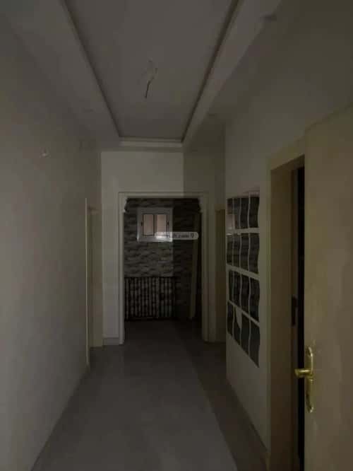 6 bedroom villa in Al Yamamah 10