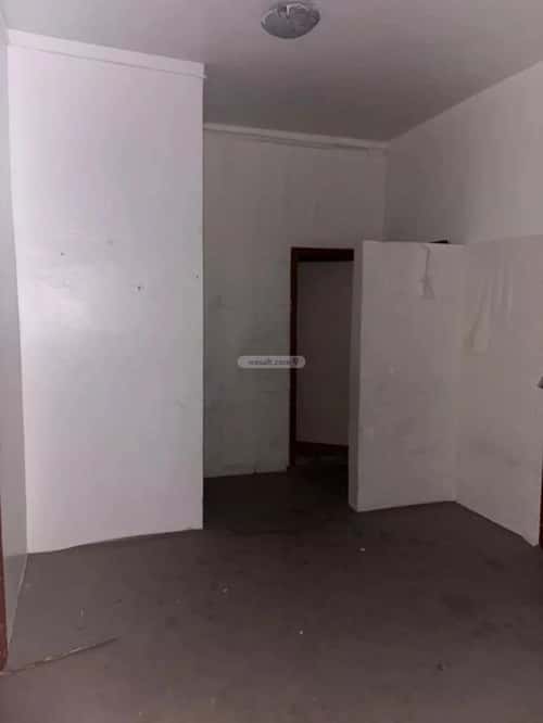 6 bedroom villa in Al Yamamah 6
