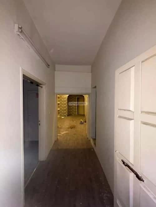 6 bedroom villa in Al Yamamah 12