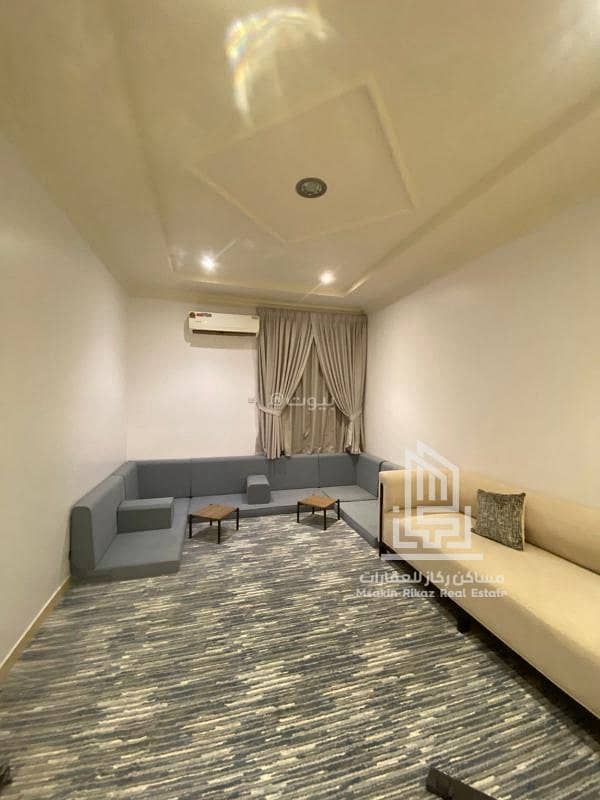 4 bedroom apartment in Al Rawabi, Riyadh 7