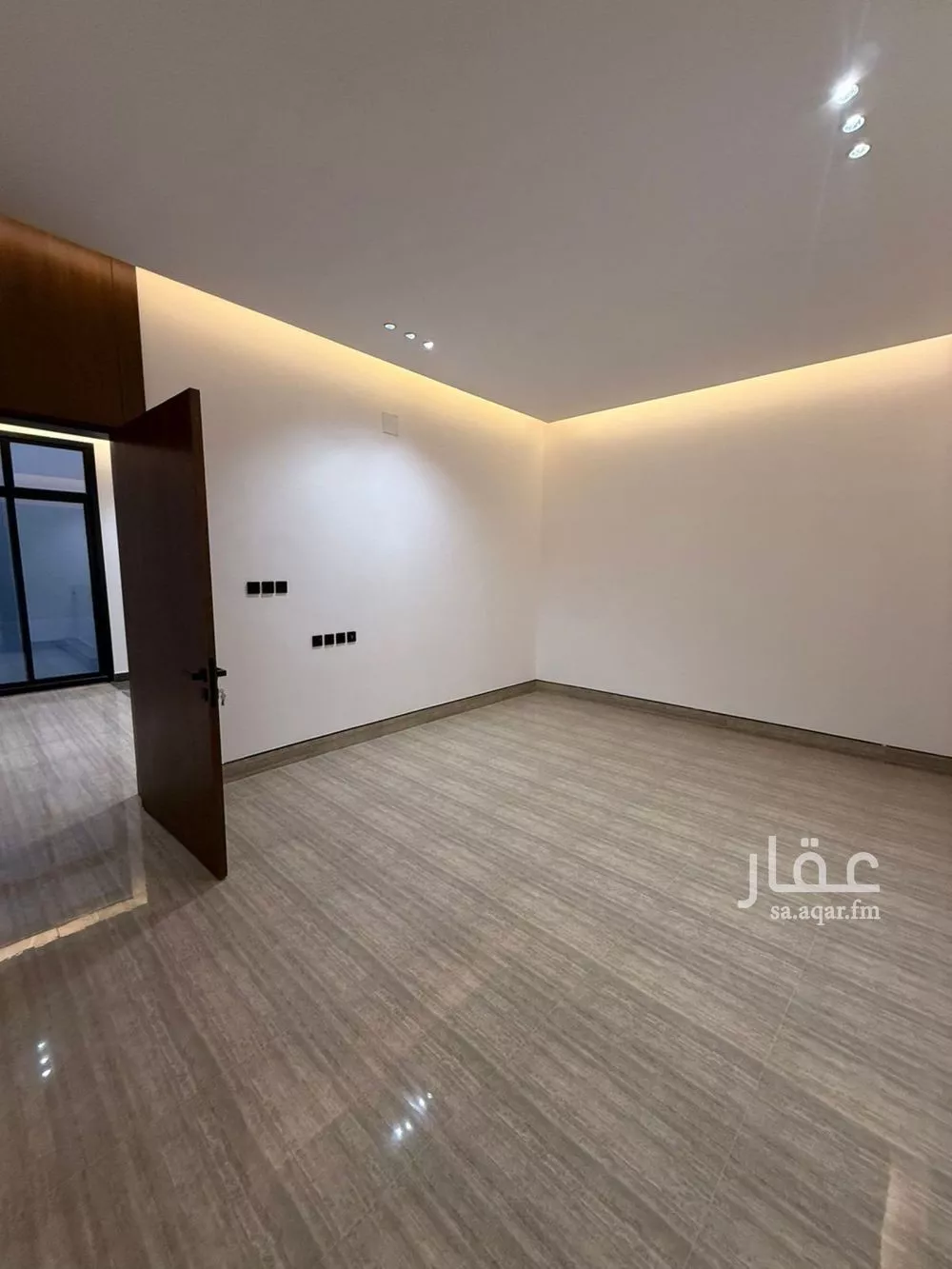5 bedroom villa in Al Mahdiyyah 13