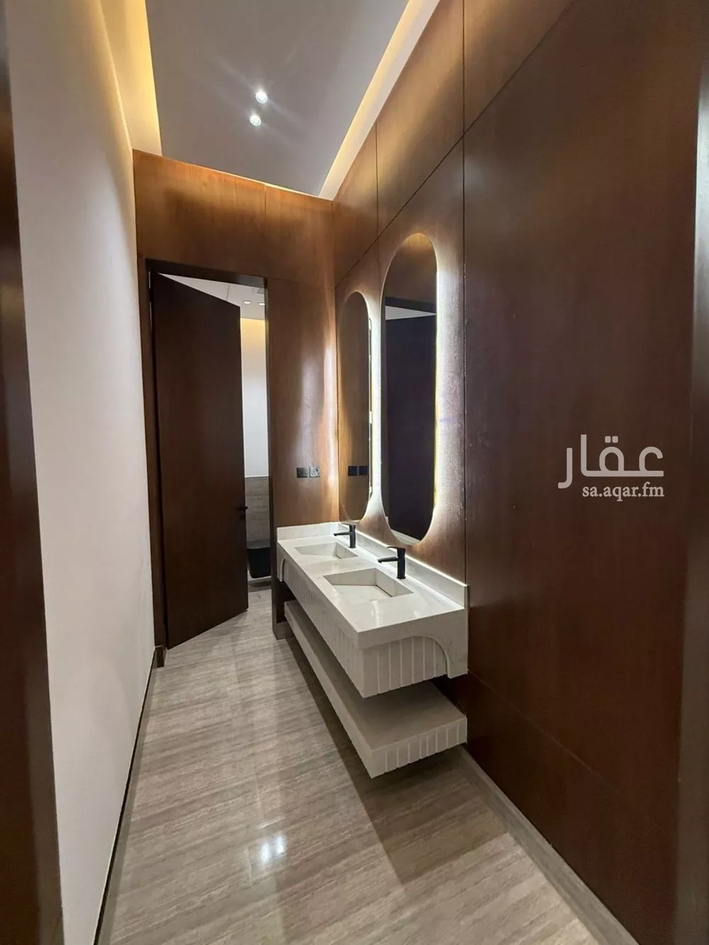 5 bedroom villa in Al Mahdiyyah 25
