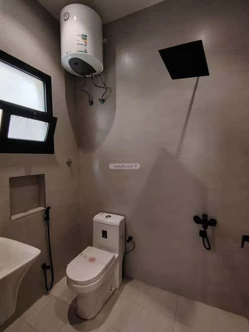 6 bedroom villa in Al Awali 15