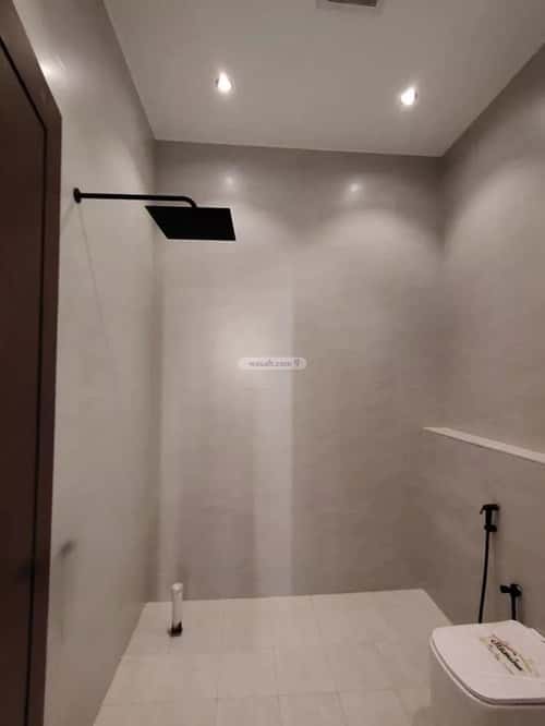 6 bedroom villa in Al Awali 5