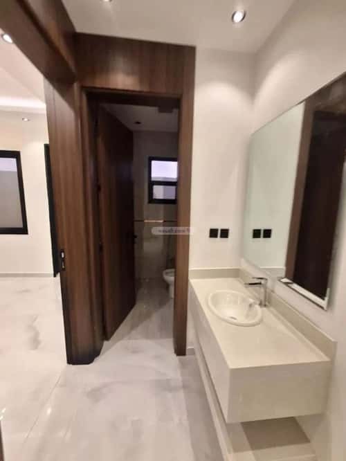 5 bedroom villa in Dhahrat Laban 9