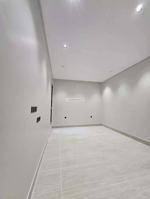 5 bedroom floor in Tuwaiq 9