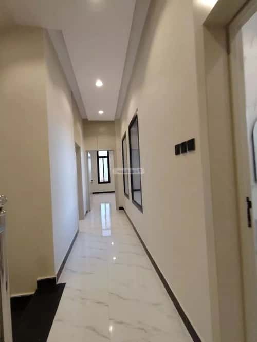 5 bedroom villa in Dhahrat Laban 5