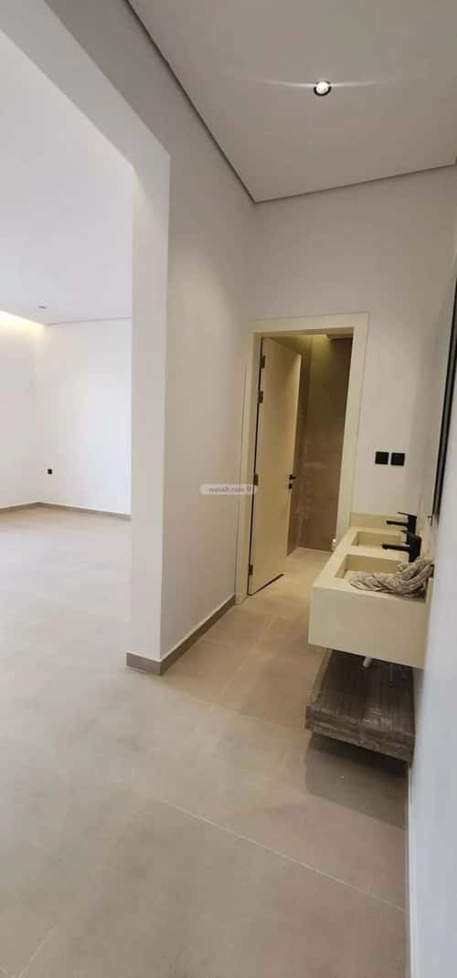 5 bedroom apartment in Al Hazm 2