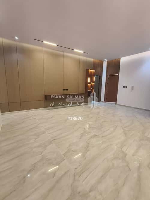 6 bedroom floor in Al Janadriyah 4