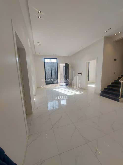 4 bedroom villa in Al Janadriyah 1