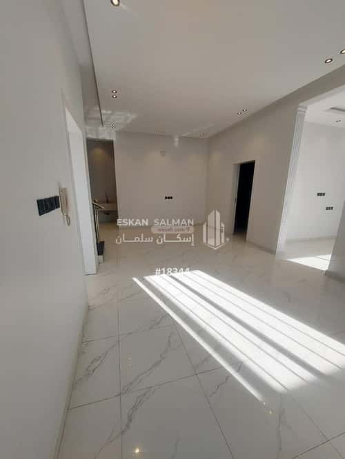 4 bedroom villa in Al Janadriyah 3