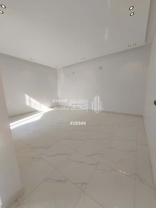 4 bedroom villa in Al Janadriyah 4