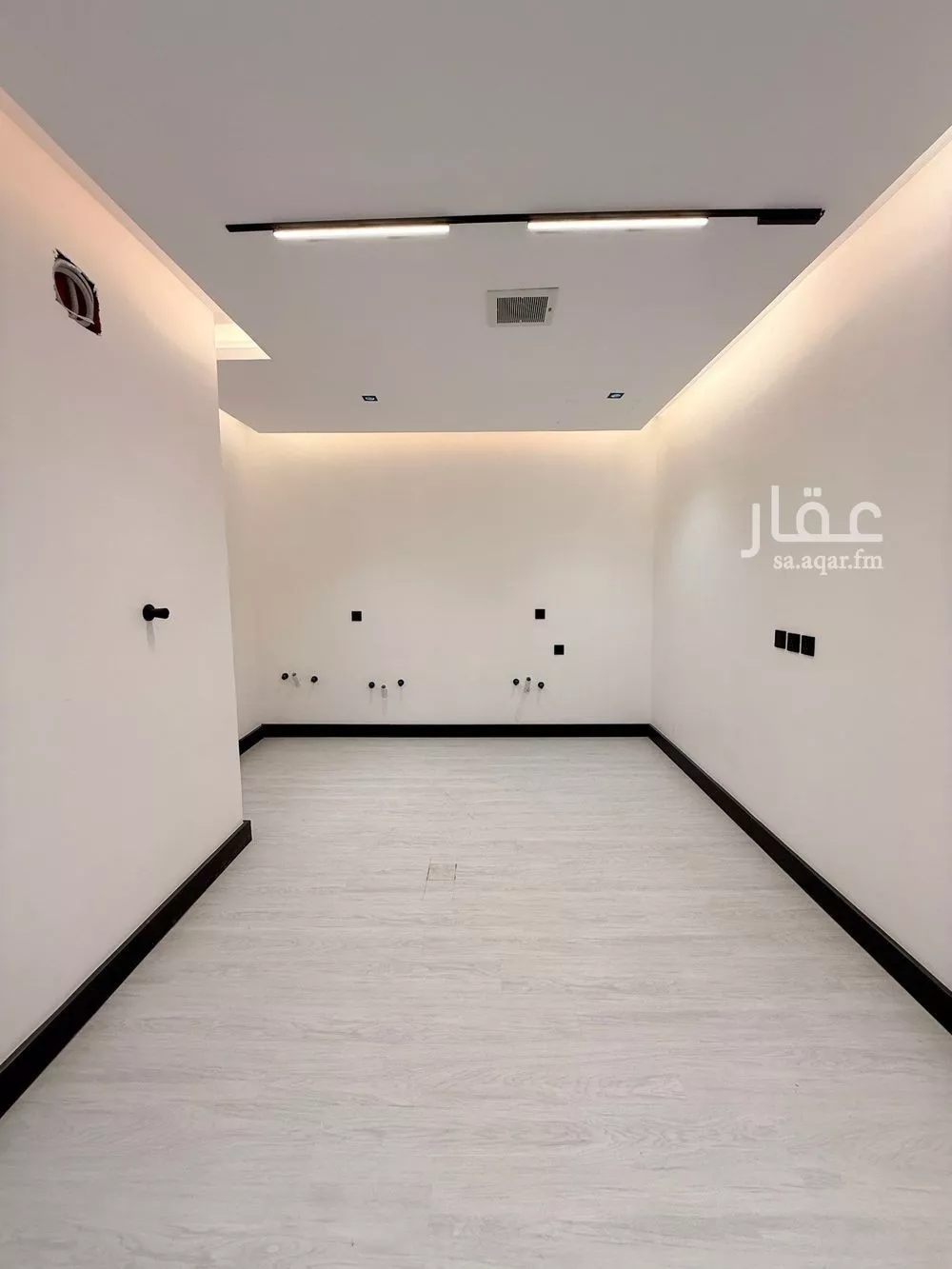 شقة 4 غرف في الياسمين 12