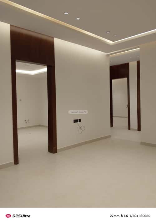 3 bedroom floor in King Faisal 18