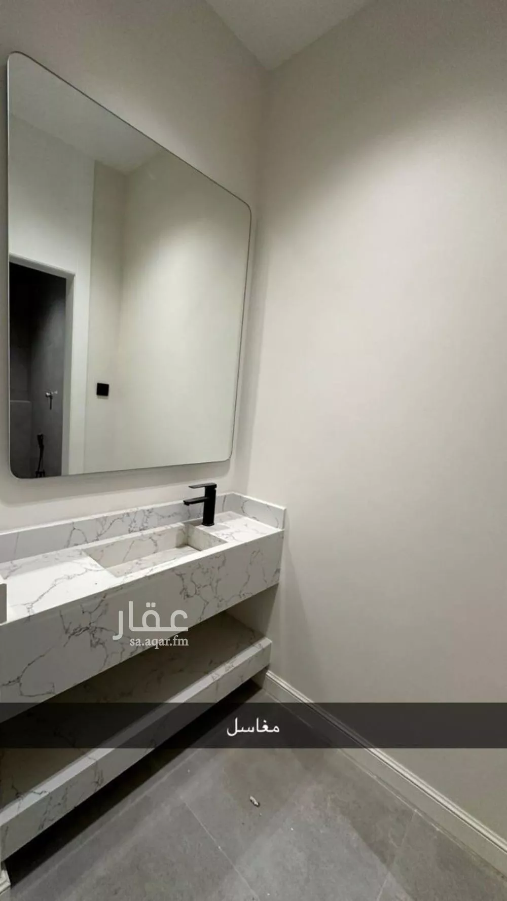 5 bedroom villa in Al Aridh 11