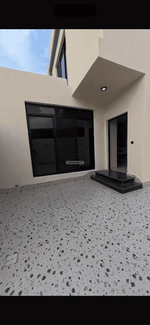 فيلا 5 غرف في العريجاء الغربي 1