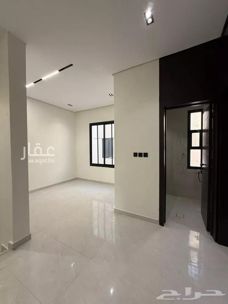 فيلا 6 غرف في بدر 12