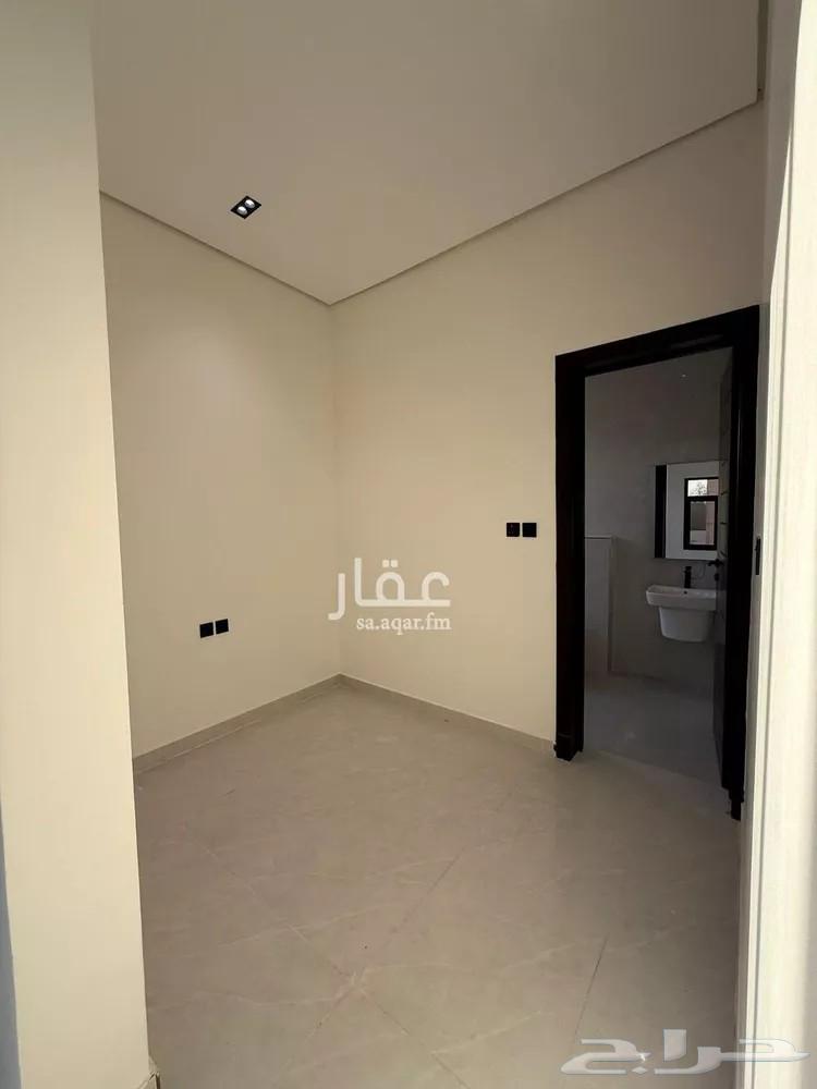 فيلا 6 غرف في بدر 10
