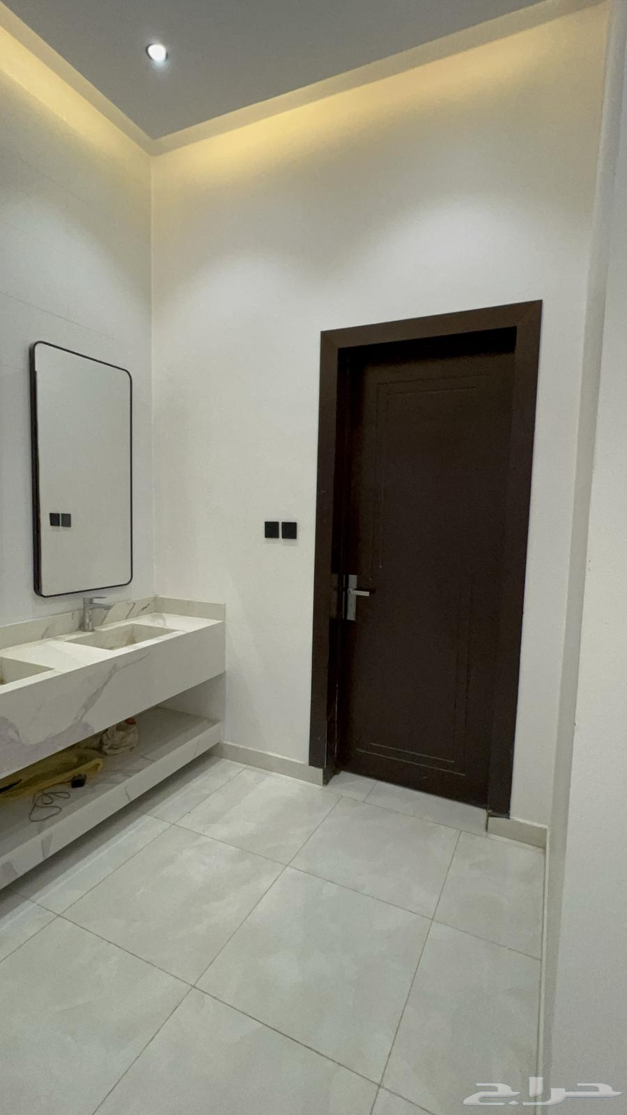 6 bedroom villa in Al Janadriyah 7