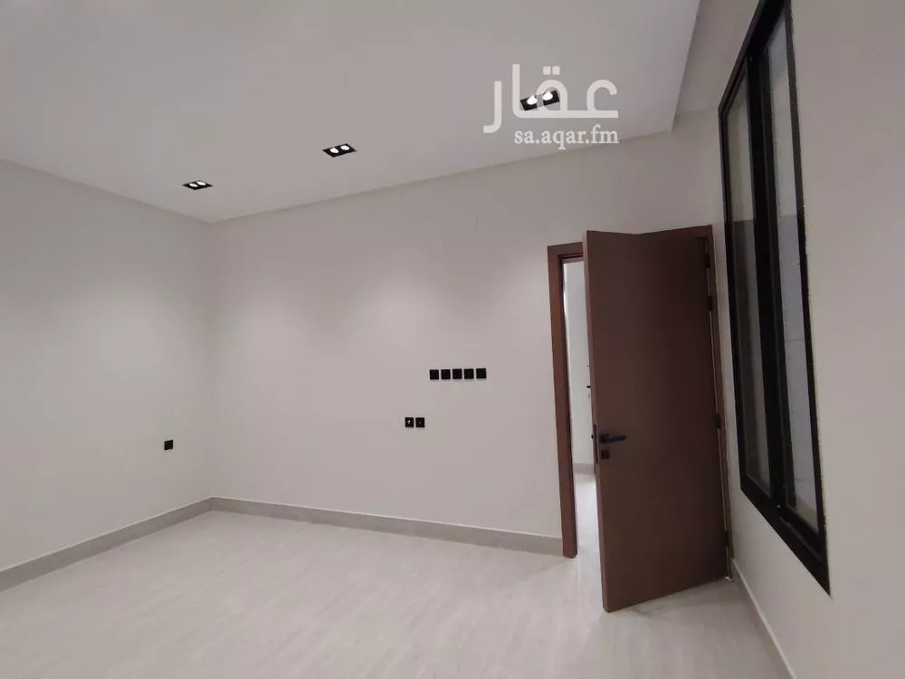 فيلا 6 غرف في طويق 7
