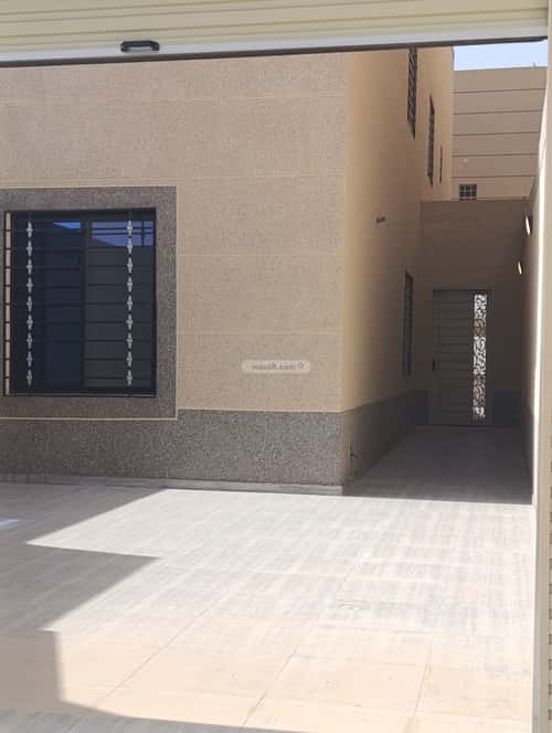 5 bedroom floor in Okaz 9