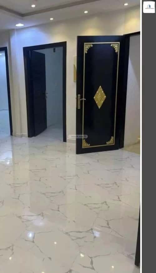 8 bedroom villa in Al Hazm 1