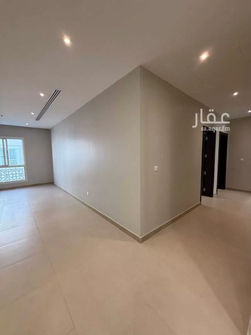 4 bedroom apartment in Ash Shulah 15