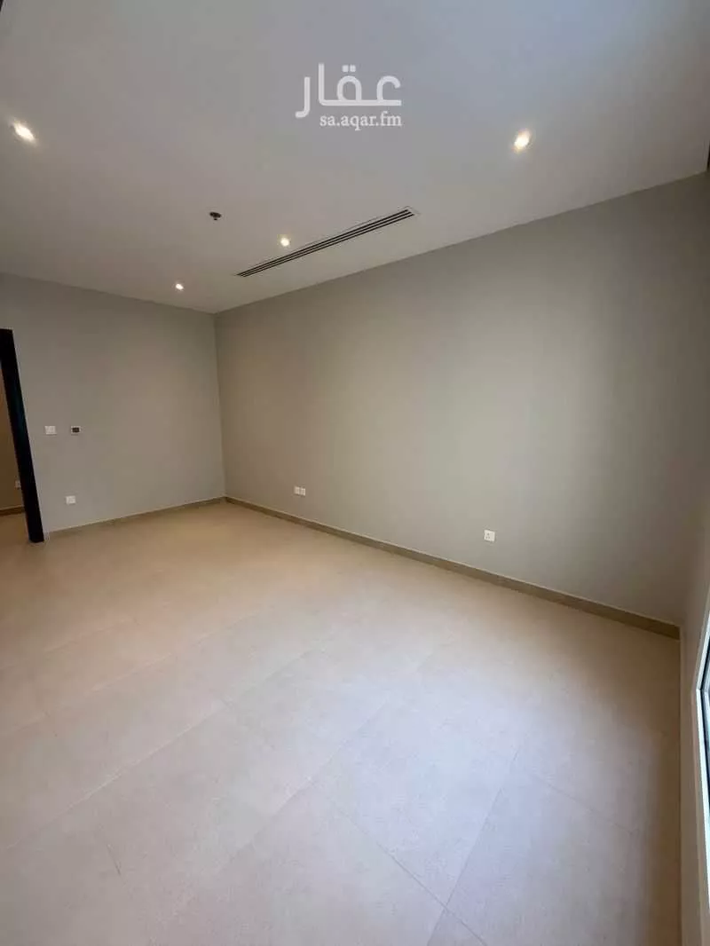 4 bedroom apartment in Ash Shulah 10