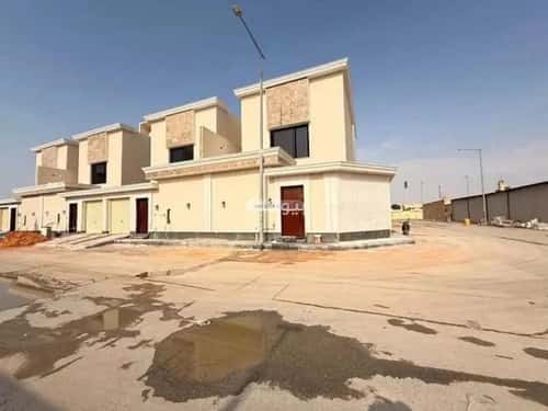 5 bedroom villa in Al Qadisiyah 1