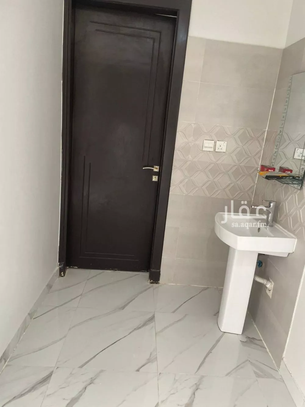 2 bedroom apartment in Al Hazm 4