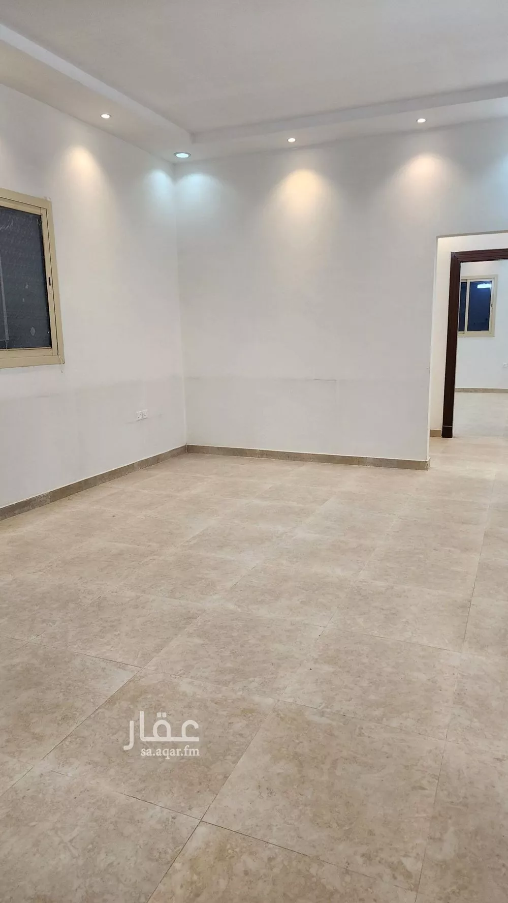 3 bedroom apartment in Al Malqa 5
