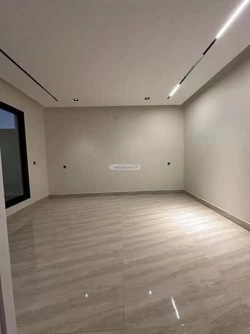 5 bedroom villa in Al Rimal 4