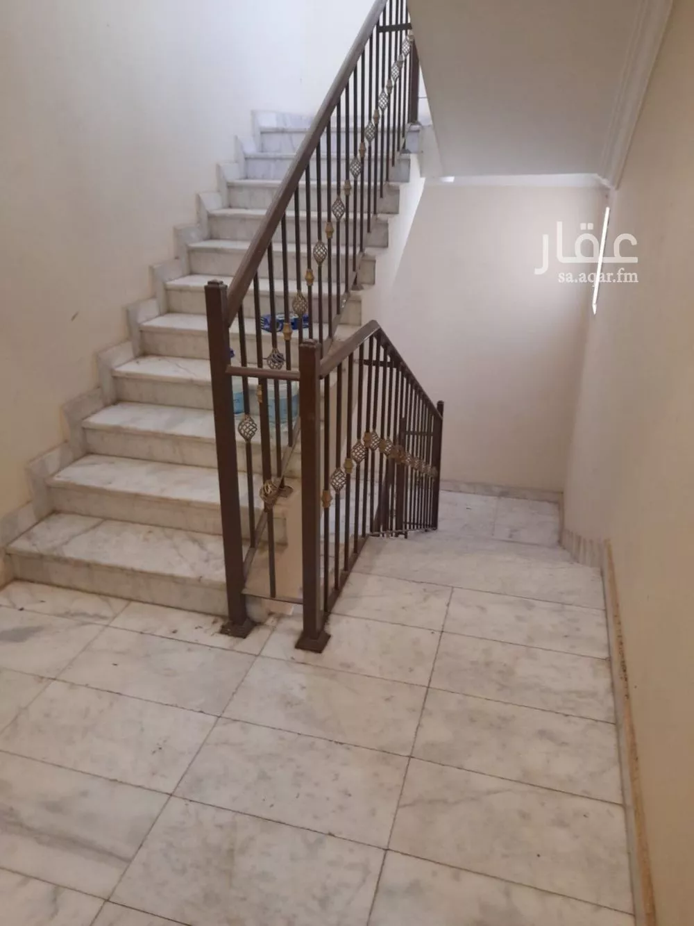 5 bedroom villa in Al Yasmin 2