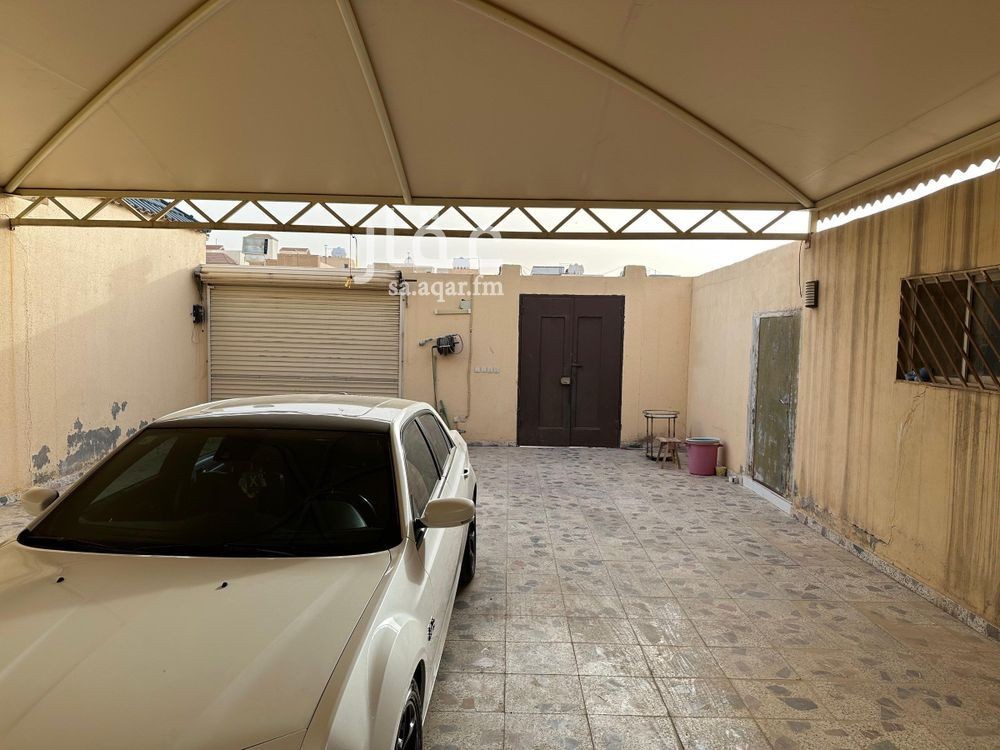 7 bedroom villa in Al Wadi, Riyadh 6
