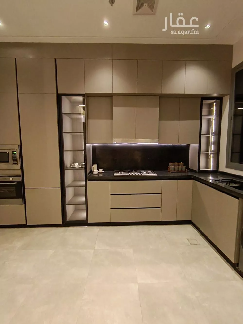 4 bedroom apartment in Al Yarmouk 13