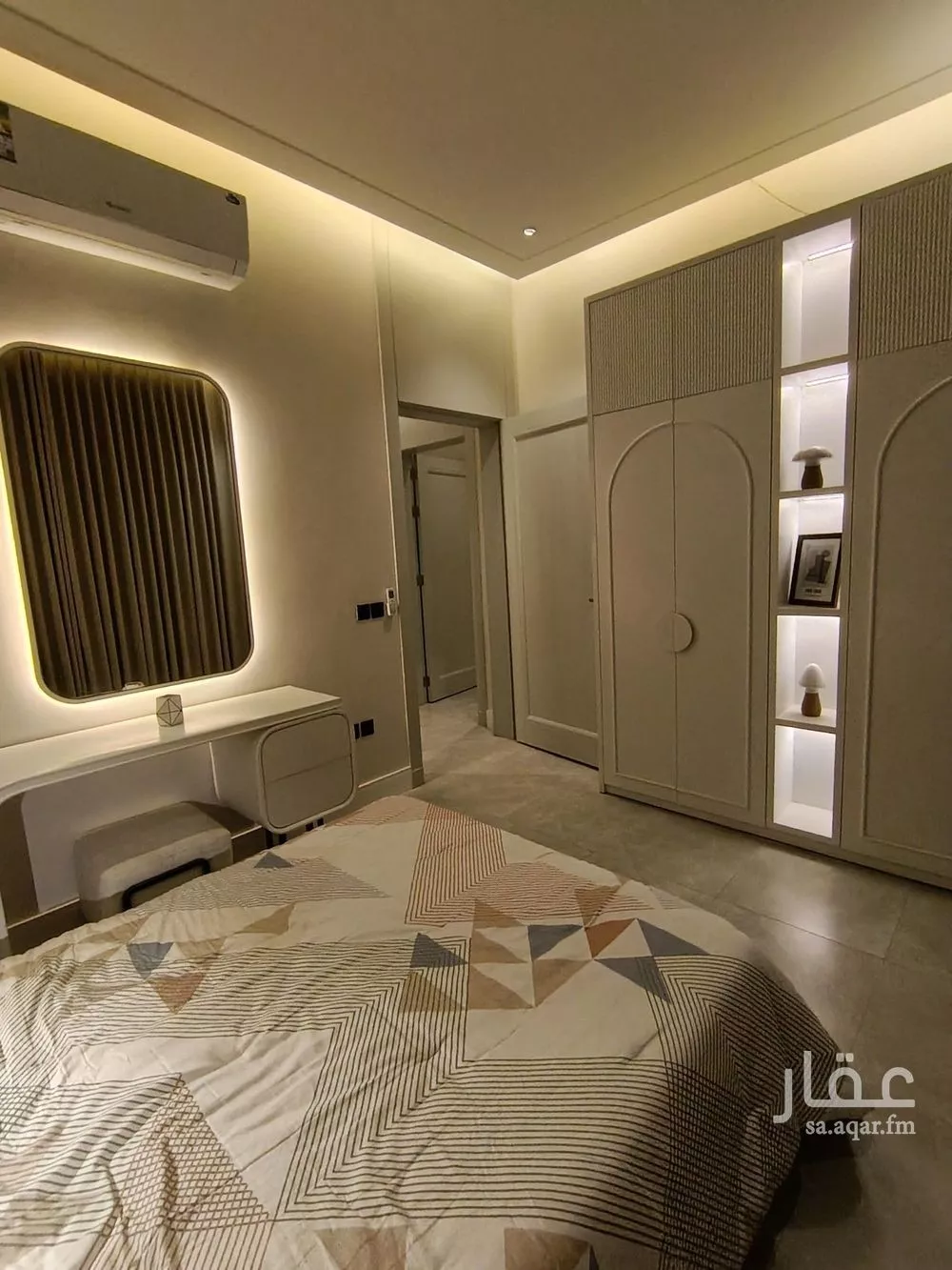 4 bedroom apartment in Al Yarmouk 14
