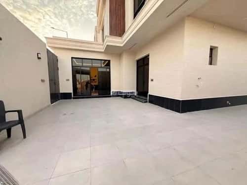 6 bedroom villa in Al Rimal 8