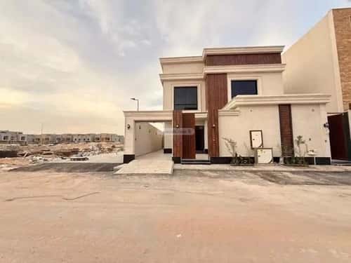 6 bedroom villa in Al Rimal 12
