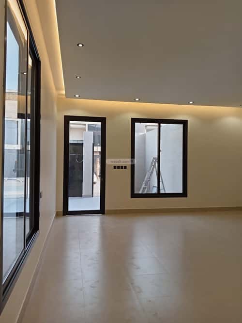 فيلا 7 غرف في العارض 1