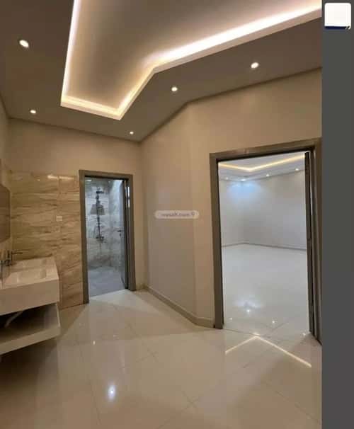 5 bedroom apartment in Dhahrat Laban 7
