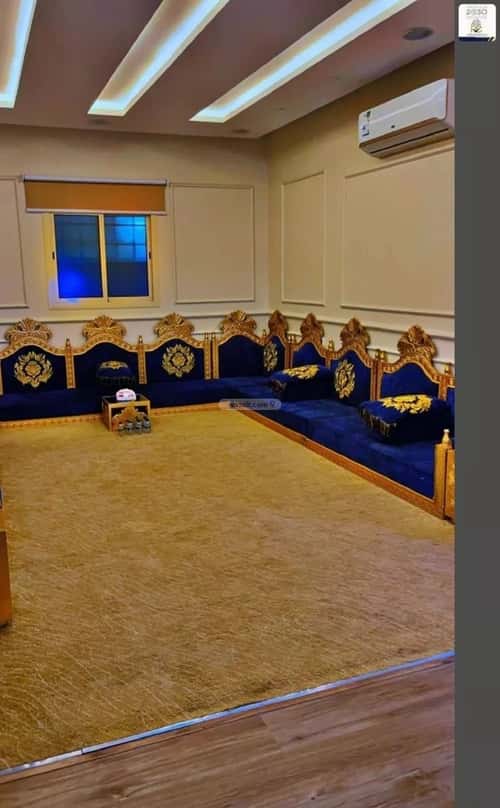 8 bedroom villa in Dhahrat Laban 1