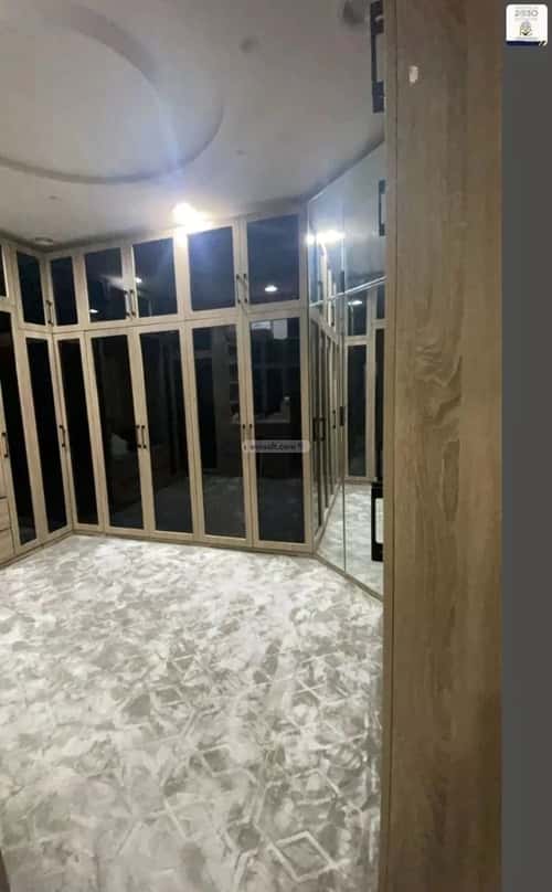 8 bedroom villa in Dhahrat Laban 4